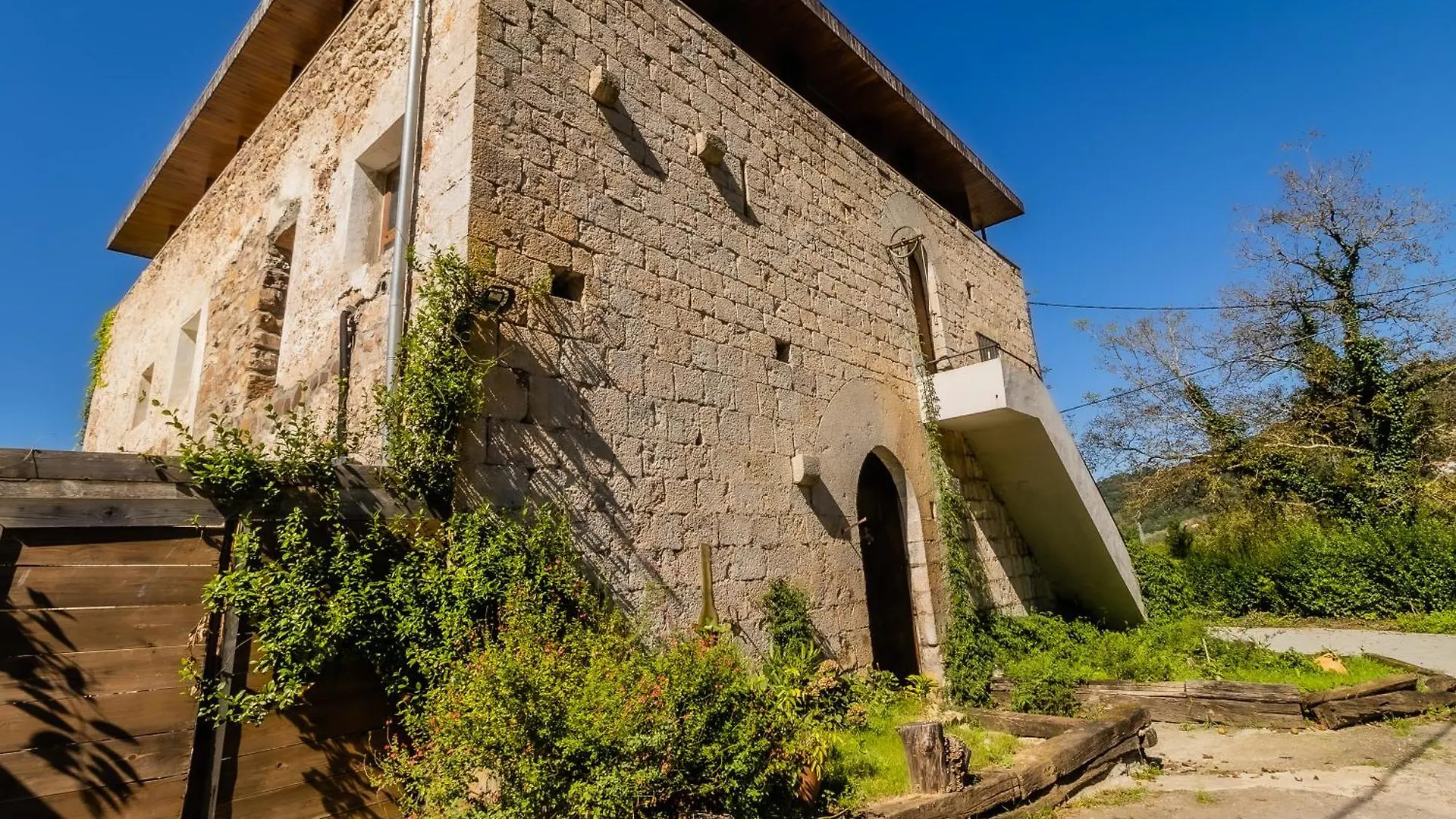 Fagoaga Dorretxea Bed & Breakfast Ergoyen 0*,